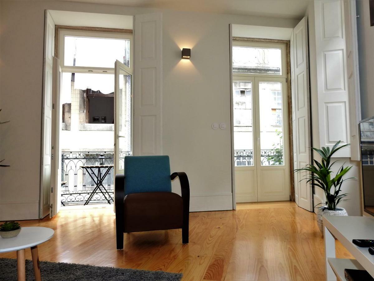 Oporto Delight 1 Luxury Apartment In Historic Center With Balcony Max 4 P Porto Exterior foto